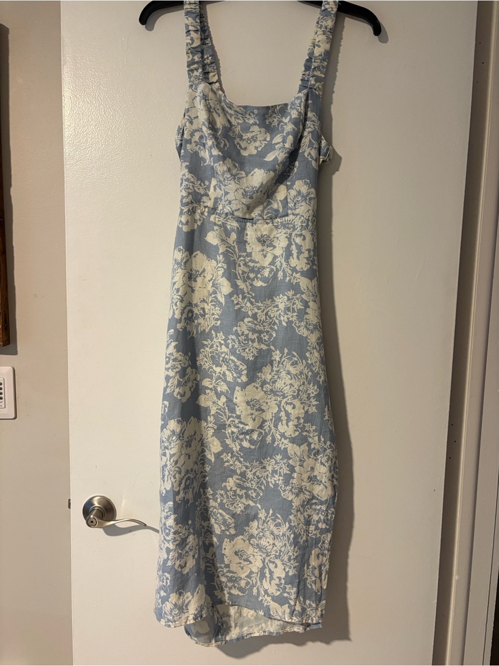 REFORMATION - Dale linen Midi -NWOT-🔥 Blue & White Floral open back dress